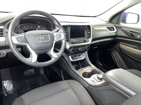 Used 2023 GMC Acadia SLE w/ Driver Convenience Package image 19