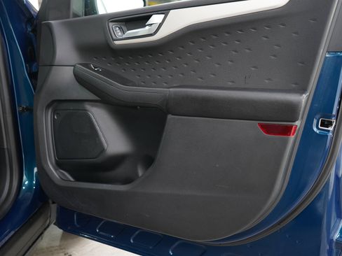 Used 2020 Ford Escape SE AWD/4WD image 9