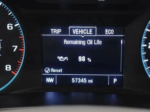 Used 2025 Chevrolet Malibu LT FWD image 27
