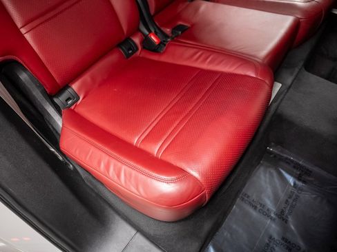 Used 2023 Porsche Cayenne Platinum Edition image 35