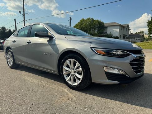 Used 2024 Chevrolet Malibu LT FWD image 3