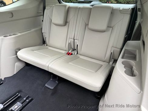 Used 2019 Volkswagen Atlas SE w/ Towing Package image 15