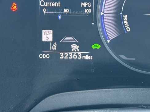 Certified 2023 Lexus RX 350h w/ Cold Area Package image 35