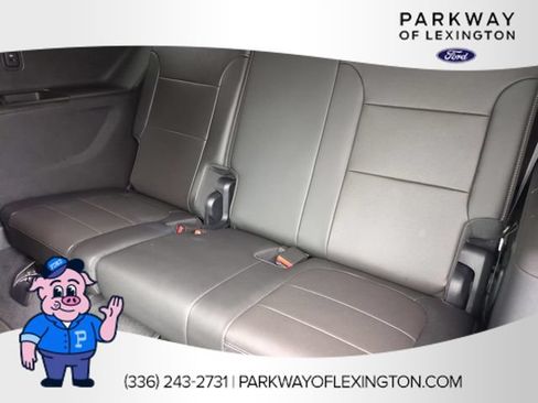 Used 2023 Chevrolet Traverse Premier w/ Redline Edition FWD image 32