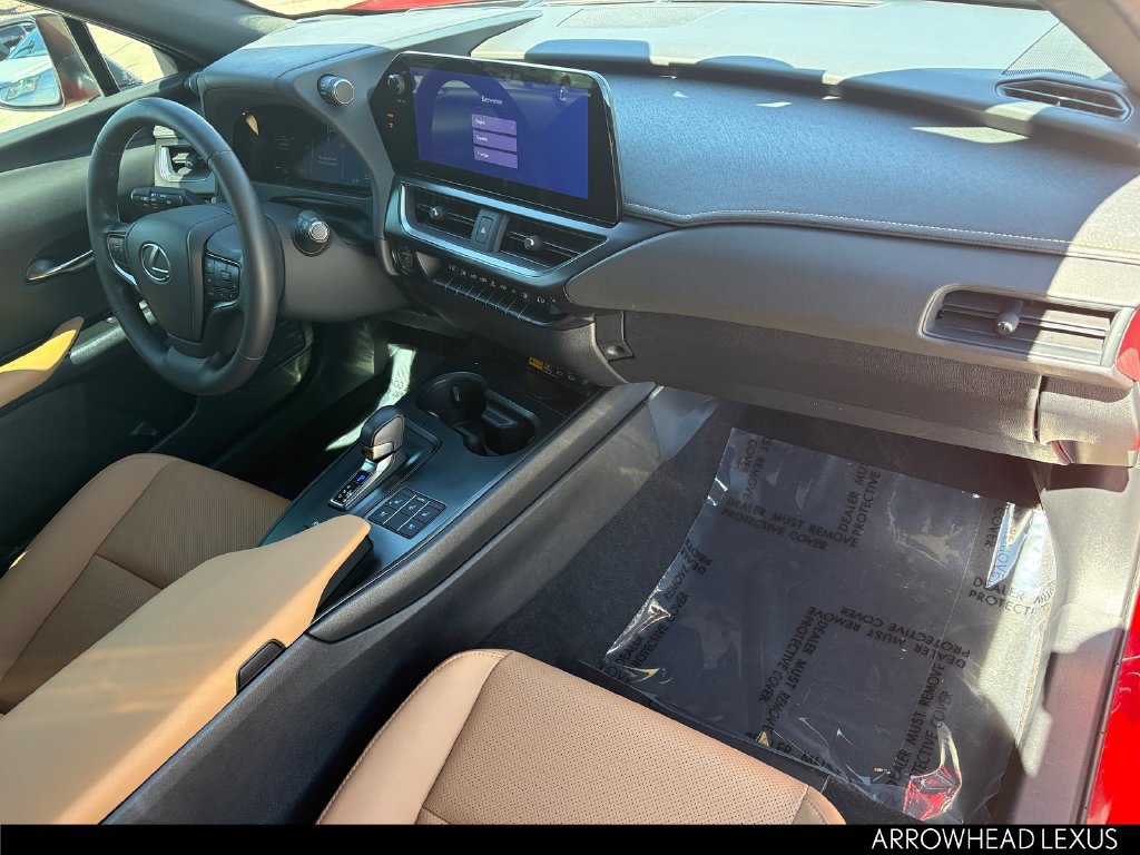 Used 2025 Lexus UX 300h FWD w/ Accessory Package (Z2) image 11