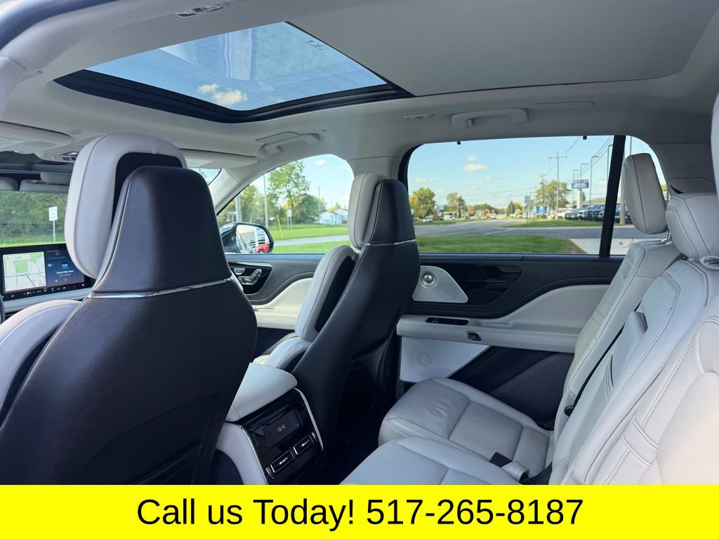 Used 2025 Lincoln Aviator Reserve w/ Equipment Group 201A AWD/4WD image 19