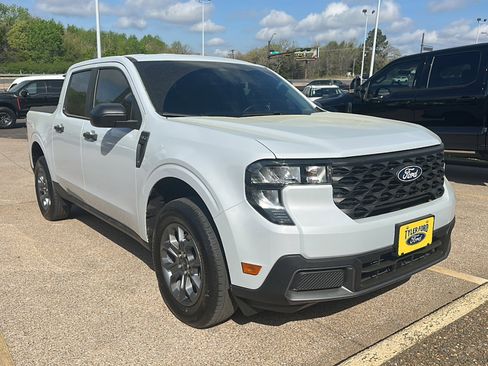 Used 2025 Ford Maverick XLT w/ 4K Tow Package AWD/4WD image 1