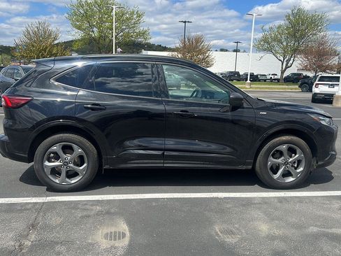 Used 2024 Ford Escape ST-Line w/ Tech Pack #1 AWD/4WD image 4