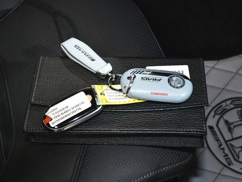 Used 2025 Mercedes-Benz GLC 63 AMG S image 68