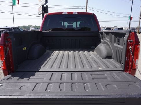 Used 2016 Ford F150 XLT w/ Equipment Group 302A Luxury AWD/4WD image 27