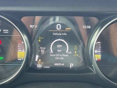 Used 2021 Jeep Wrangler Unlimited Rubicon 4xe w/ Cold Weather Group AWD/4WD image 50