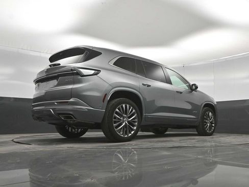 New 2026 Buick Enclave Avenir w/ Super Cruise Package AWD/4WD image 36