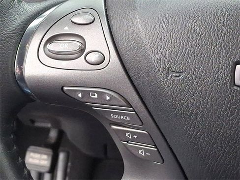 Used 2023 Nissan Murano SV image 21