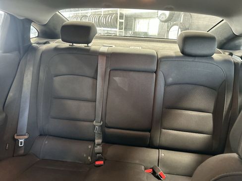 Used 2018 Chevrolet Malibu LT FWD image 5