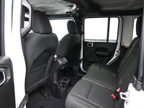 Used 2020 Jeep Wrangler Unlimited Sport S AWD/4WD image 30