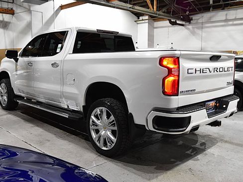 Used 2022 Chevrolet Silverado 1500 High Country AWD/4WD image 11