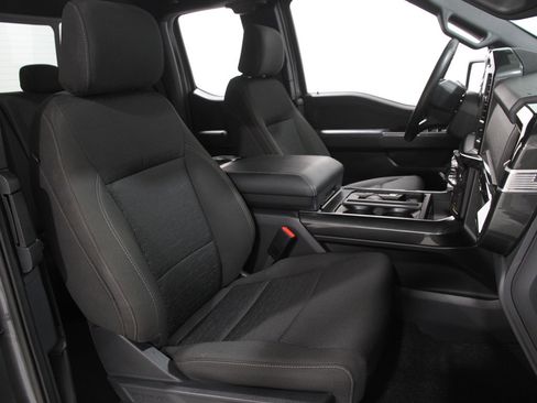 Certified 2022 Ford F150 XLT w/ Equipment Group 302A High image 21