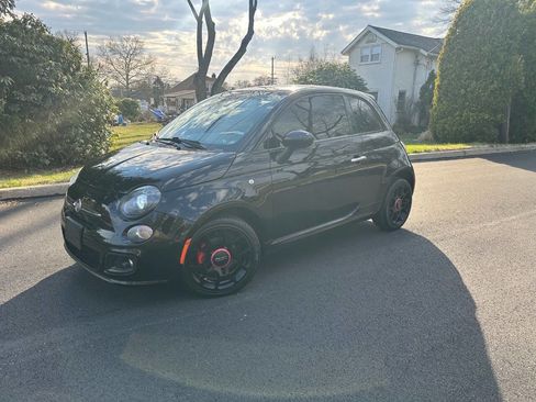 Used 2015 FIAT 500 Sport w/ Sport Appearance Group image 4
