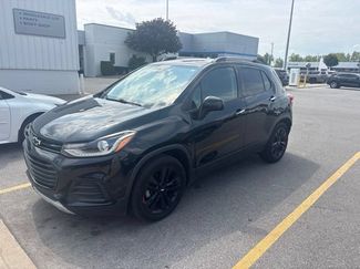 Used 2018 Chevrolet Trax LT w/ Redline Edition FWD video 2