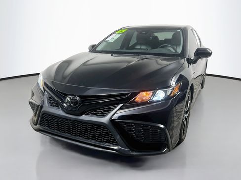 Used 2023 Toyota Camry SE FWD image 10