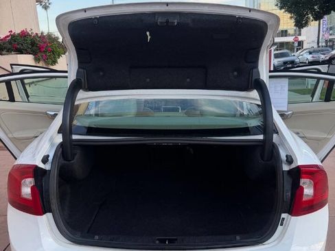 Used 2012 Volvo S60 T5 image 23