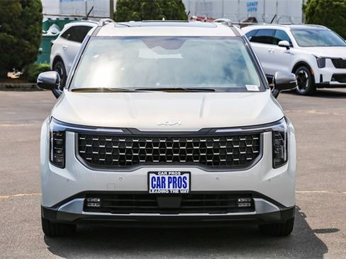 New 2025 Kia Carnival SX Prestige image 3