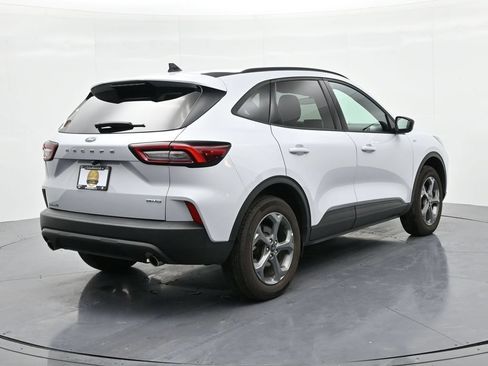 Used 2025 Ford Escape ST-Line AWD/4WD image 6
