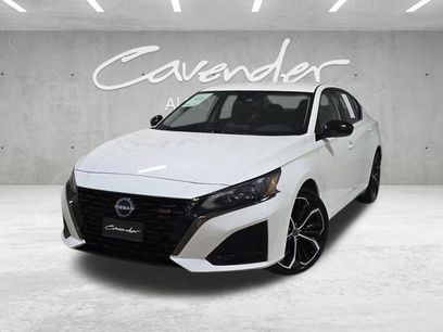 Used 2024 Nissan Altima 2.5 SR