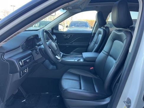 Certified 2024 Lincoln Aviator AWD w/ Premium Package image 26
