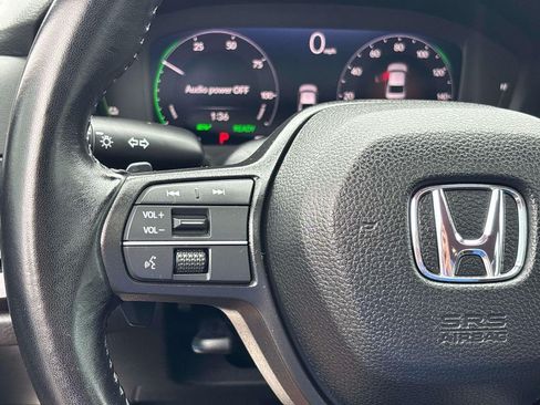 Used 2023 Honda Accord Sport image 18