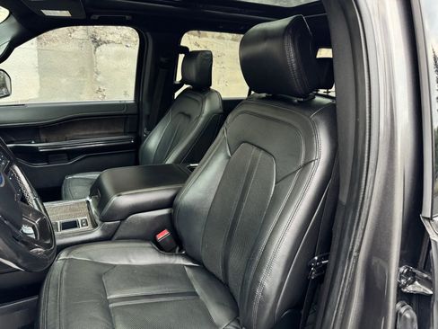 Used 2019 Ford Expedition Max Limited w/ Texas Edition Package RWD image 17