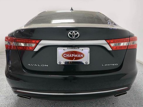 Used 2017 Toyota Avalon Limited w/ Carpet Mat Package FWD image 5