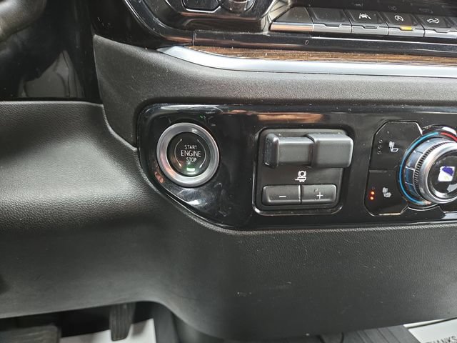 Used 2024 GMC Sierra 1500 SLE w/ X31 Off-Road Package AWD/4WD image 22