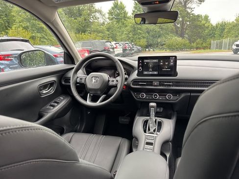 Used 2026 Honda HR-V EX-L image 14