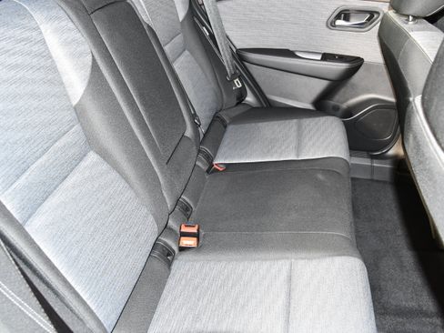 Used 2023 Nissan Rogue SV AWD/4WD image 45