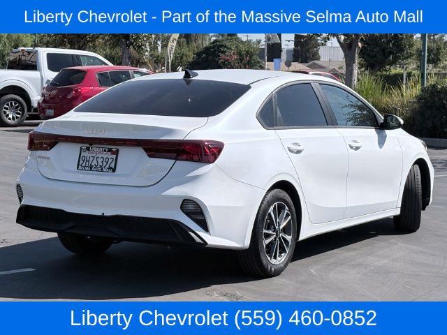 Used 2023 Kia Forte LXS FWD image 5