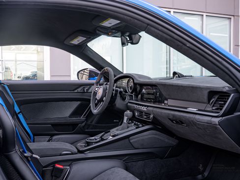 Used 2024 Porsche 911 GT3 RS image 20