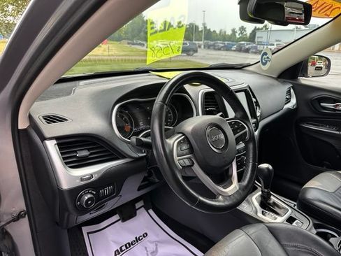 Used 2014 Jeep Cherokee Limited AWD/4WD image 18