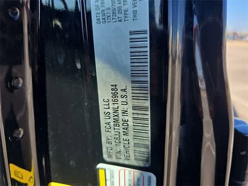 Used 2022 Jeep Gladiator Rubicon w/ LED Lighting Group image 38