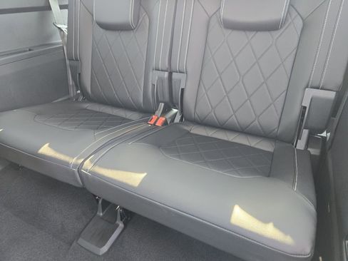 New 2026 Volkswagen Atlas SEL Premium R-Line image 23