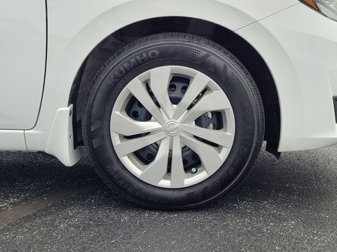 Used 2025 Nissan Versa S w/ Trunk Package FWD image 11