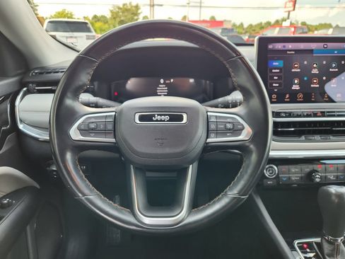 Used 2022 Jeep Compass Limited w/ Elite Group AWD/4WD image 22