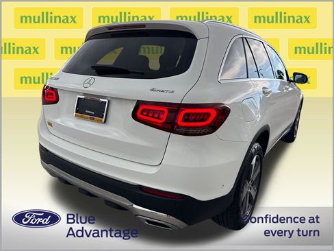 Used 2022 Mercedes-Benz GLC 300 4MATIC image 4
