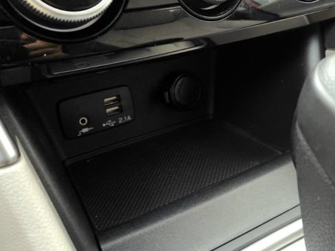 Used 2023 Subaru Forester Premium AWD/4WD image 46