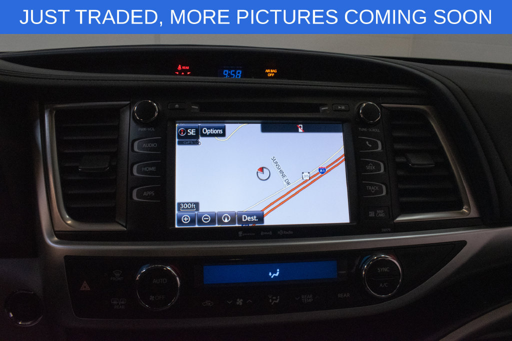 Used 2017 Toyota Highlander XLE AWD/4WD image 14