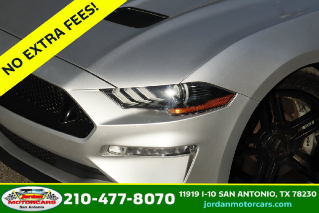 Used 2019 Ford Mustang GT w/ GT Performance Package RWD image 2