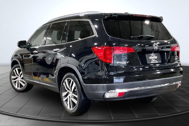 Used 2017 Honda Pilot Touring image 15