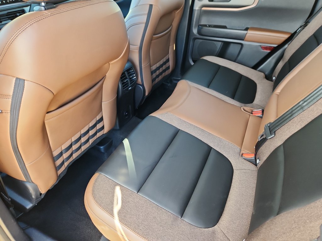 Used 2025 Ford Bronco Sport Outer Banks w/ Outer Banks Tech Package+ AWD/4WD image 11