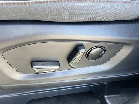 New 2025 Ford Explorer Active image 7