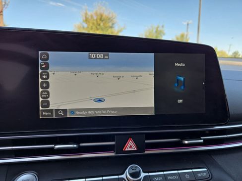 Used 2023 Hyundai Elantra Limited FWD image 28